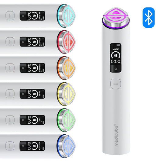 Medicube AGE-R Booster Pro X2 White — device with mode LED colors